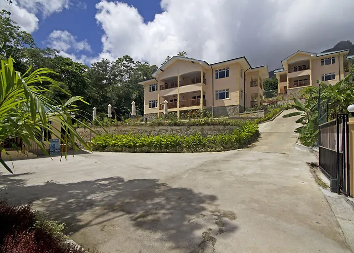 The Palm Seychelles Hotell 4*