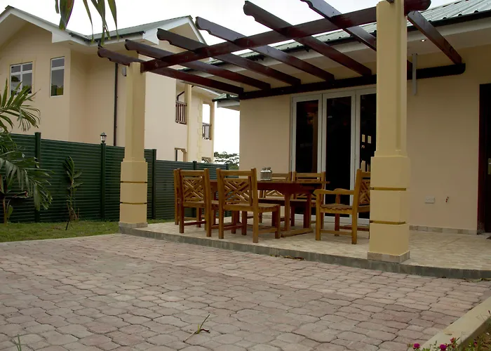 The Palm Seychelles Hotell 4*